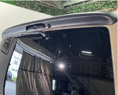 ハイエース ルーフスポイラー